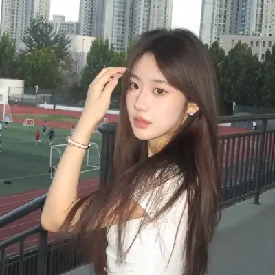 史飞